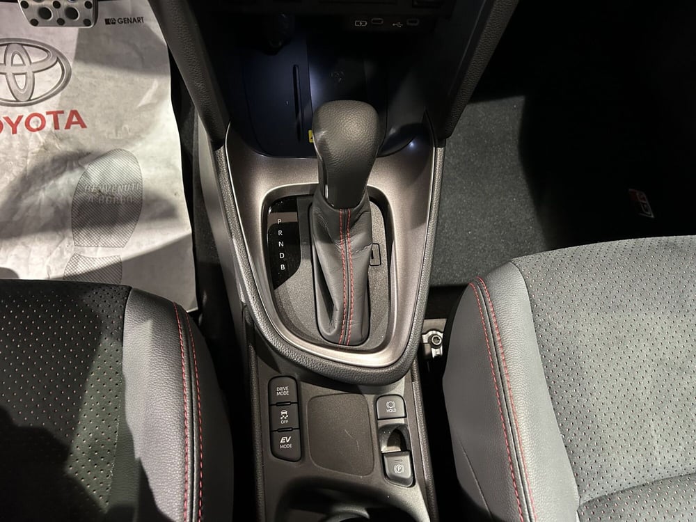 Toyota Yaris Cross usata a Milano (14)