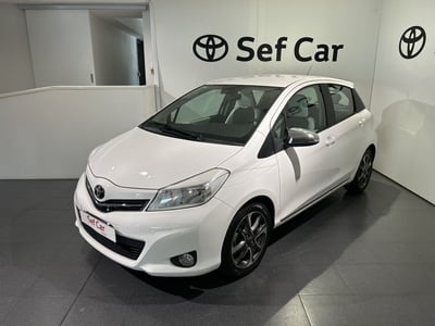 Toyota Yaris 1.3 5 porte Lounge del 2013 usata a Milano