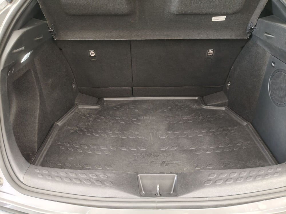 Toyota Toyota C-HR usata a Roma (14)