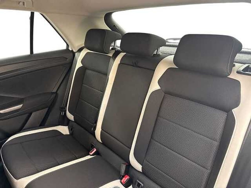 Volkswagen T-Roc usata a Napoli (20)