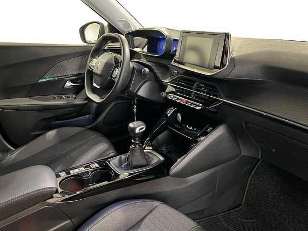 Peugeot 2008 usata a Napoli (13)