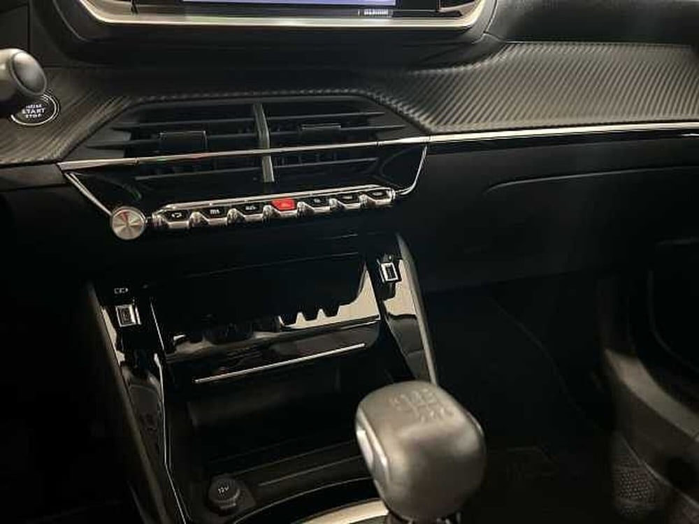 Peugeot 2008 usata a Napoli (20)