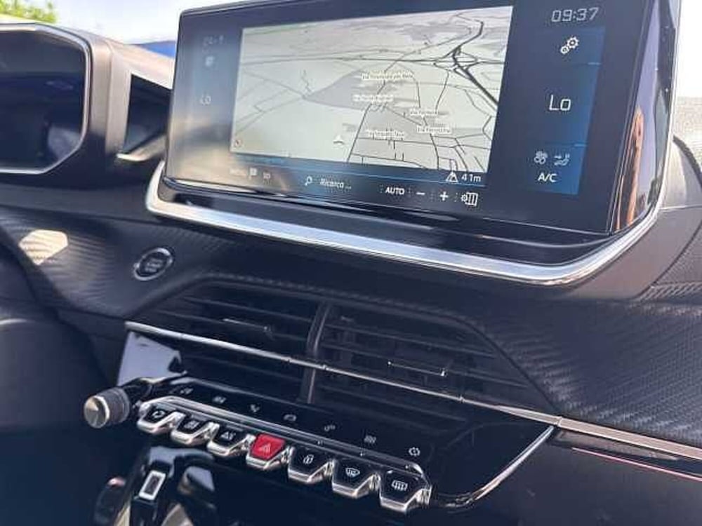 Peugeot 2008 usata a Napoli (12)