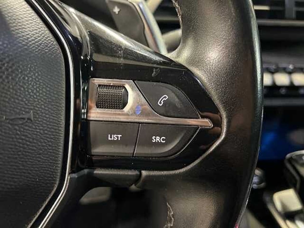 Peugeot 3008 usata a Napoli (16)