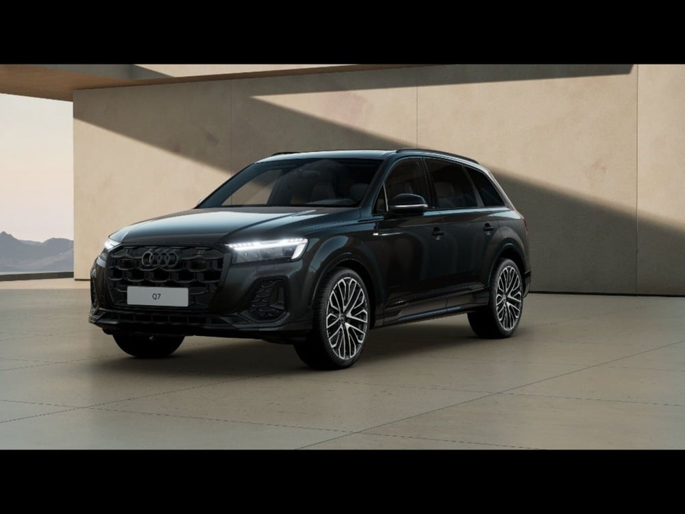 Audi Q7 nuova a Livorno