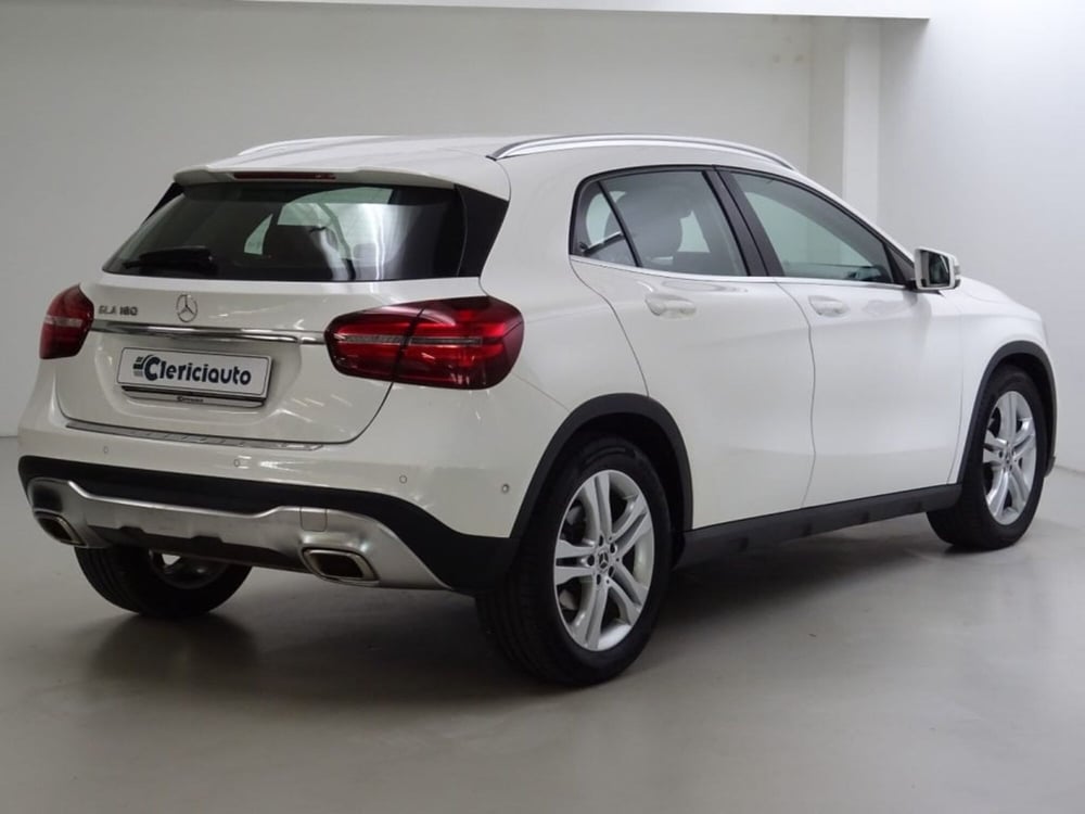 Mercedes-Benz GLA SUV usata a Como (2)
