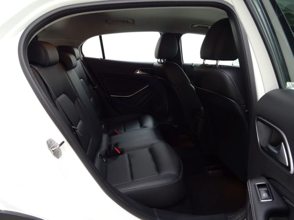 Mercedes-Benz GLA SUV usata a Como (5)