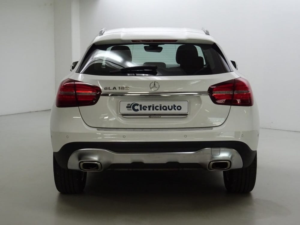 Mercedes-Benz GLA SUV usata a Como (7)