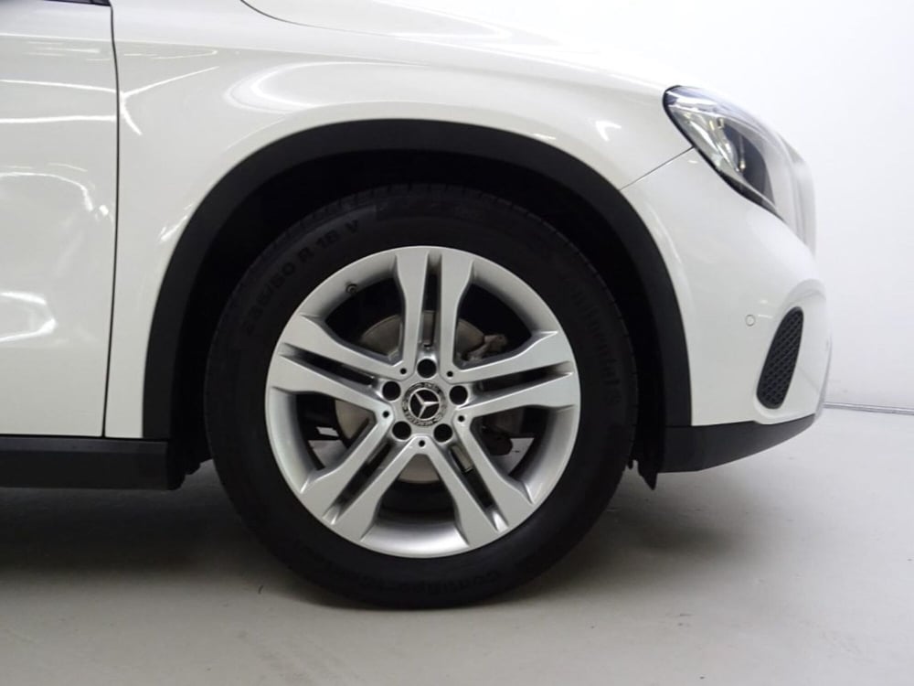 Mercedes-Benz GLA SUV usata a Como (9)
