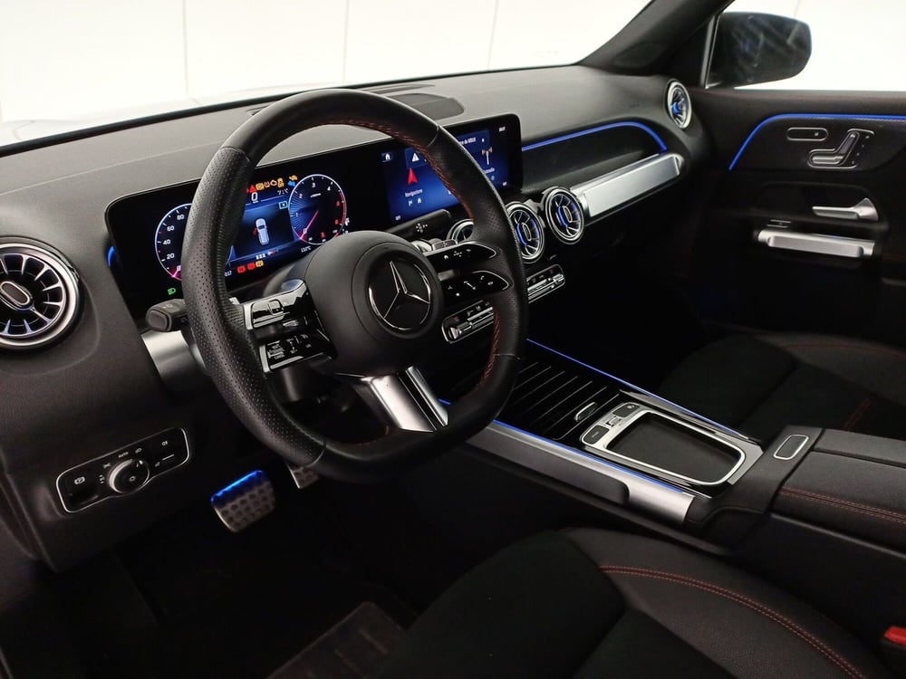Mercedes-Benz GLB usata a Bari (5)