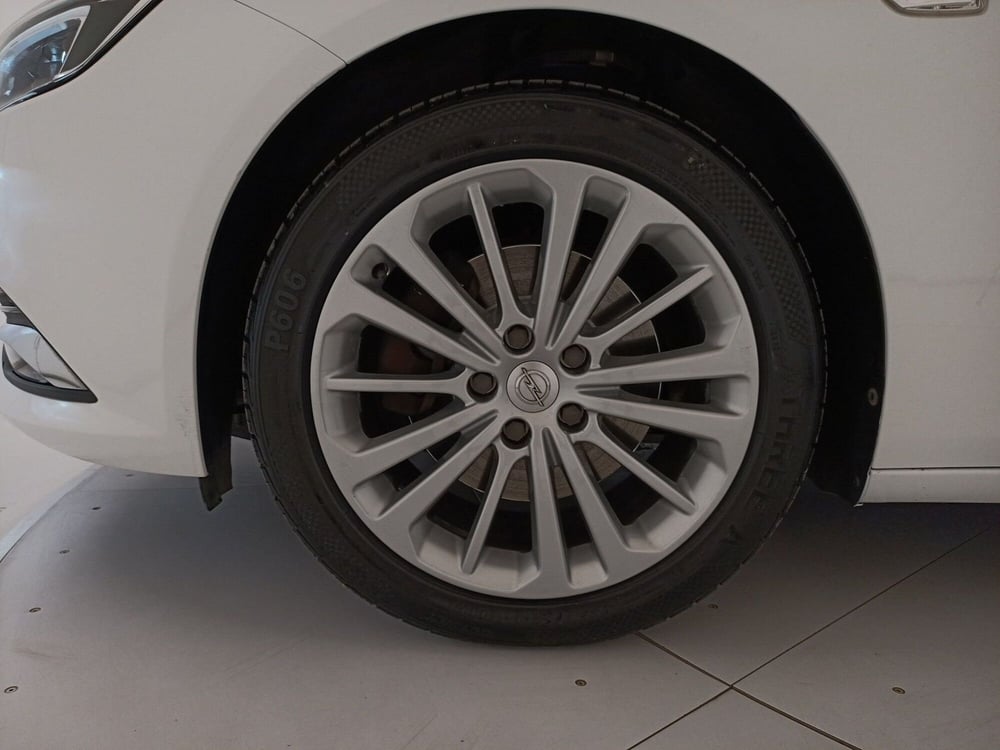 Opel Insignia usata a Bari (14)
