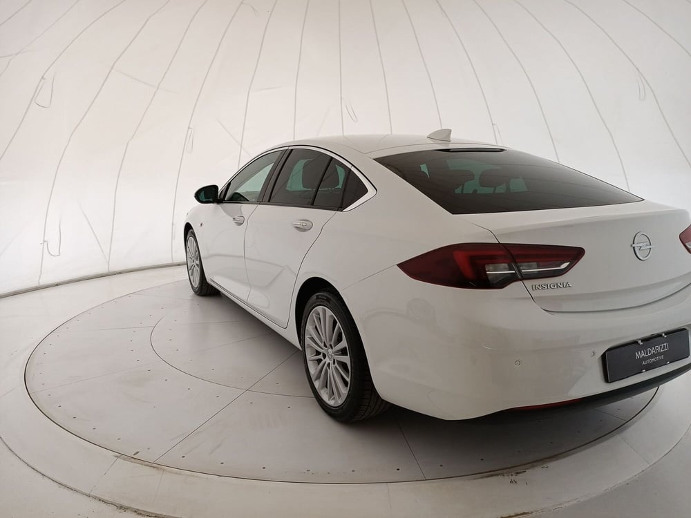 Opel Insignia usata a Bari (4)