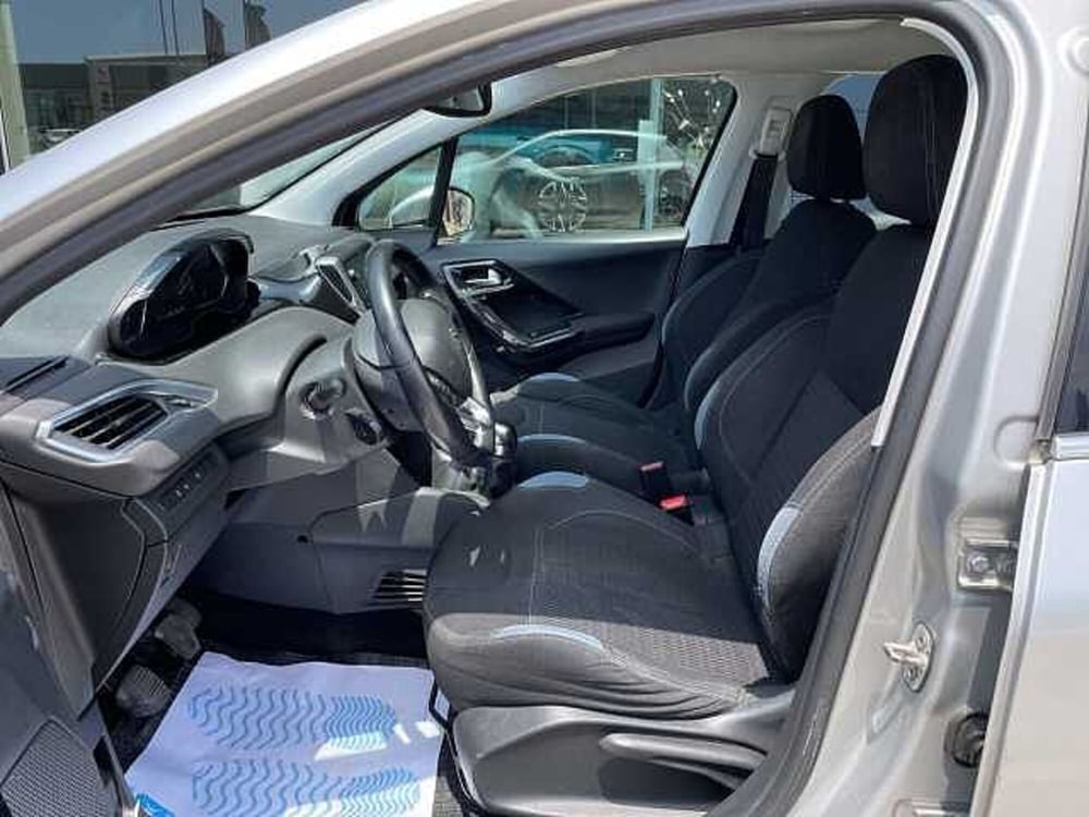 Peugeot 208 usata a Ragusa (16)
