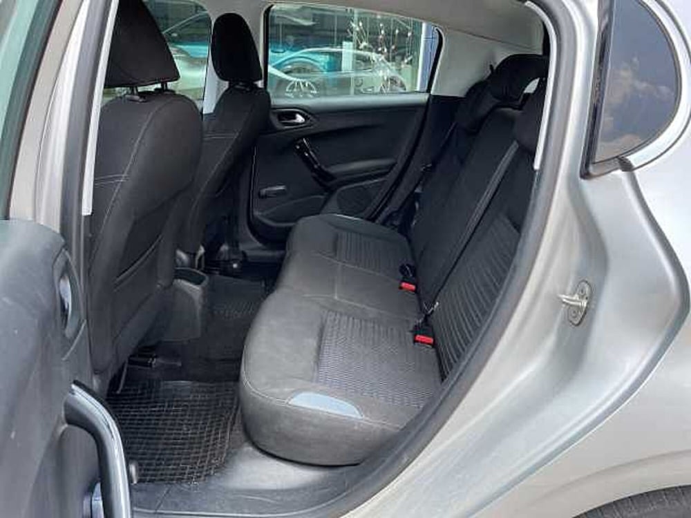 Peugeot 208 usata a Ragusa (18)