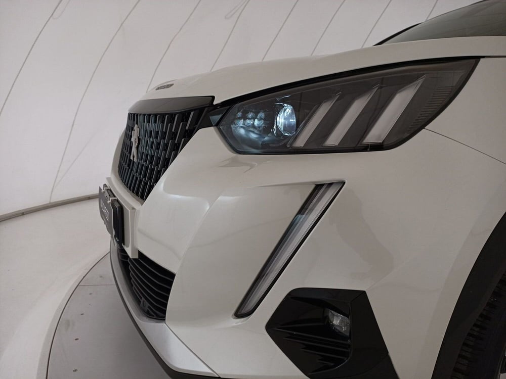 Peugeot 2008 usata a Bari (11)