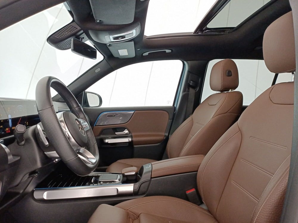 Mercedes-Benz GLB usata a Bari (6)