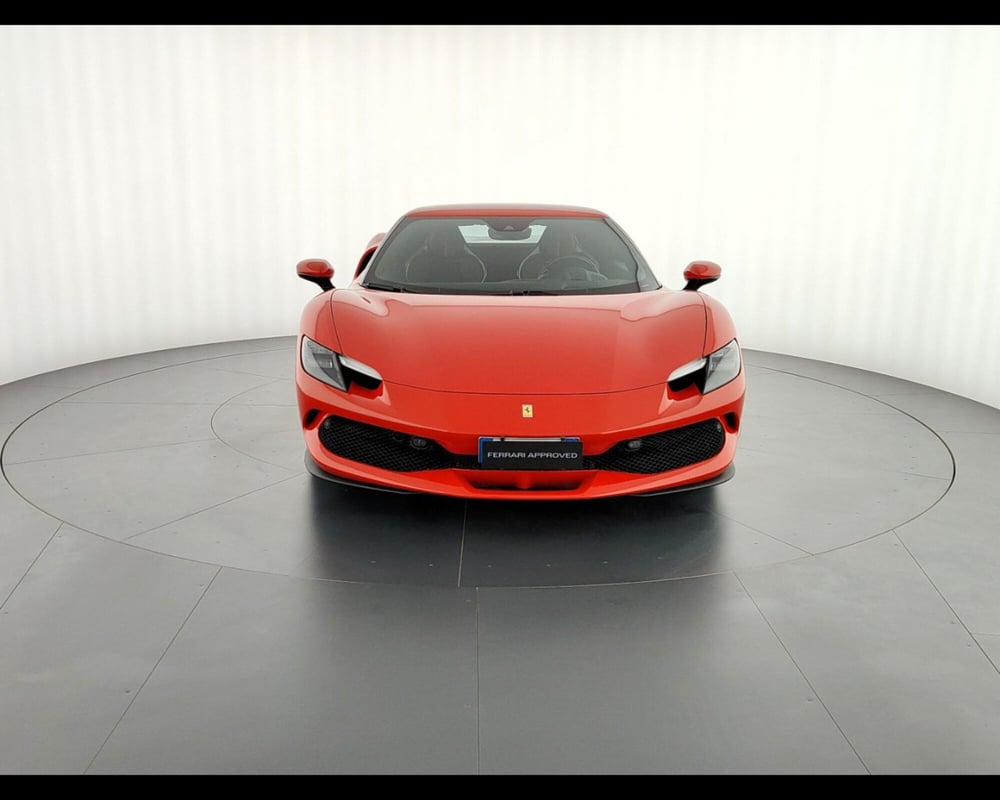 Ferrari 296 Coupé usata a Verona (2)
