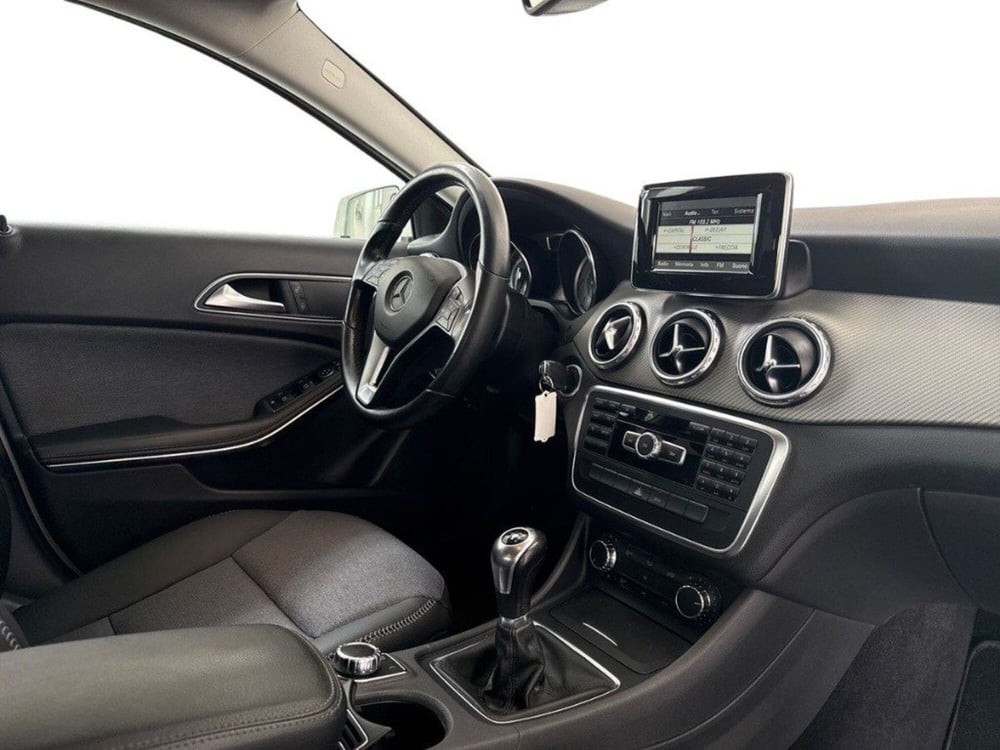 Mercedes-Benz GLA SUV usata a Rimini (12)