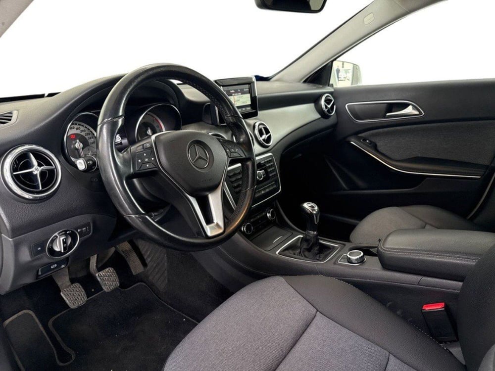 Mercedes-Benz GLA SUV usata a Rimini (16)