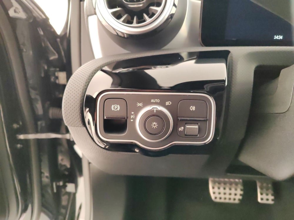 Mercedes-Benz Classe A nuova a Bologna (10)