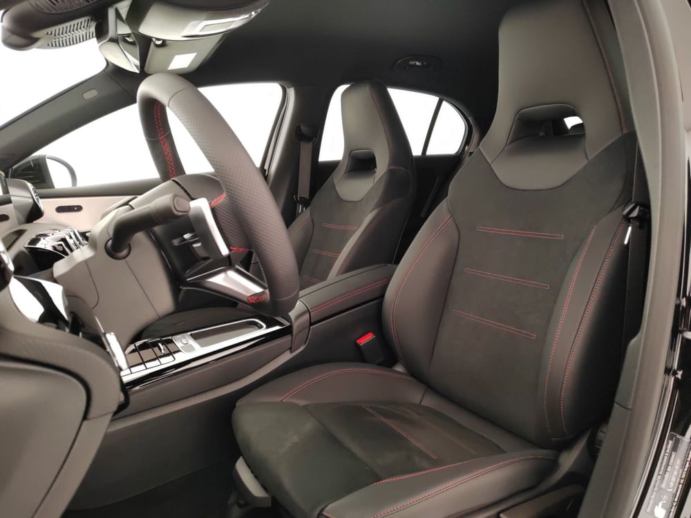 Mercedes-Benz Classe A nuova a Bologna (5)