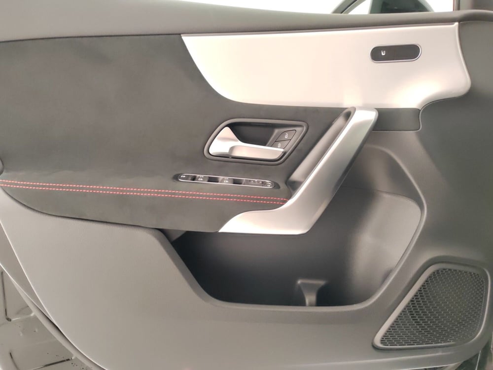 Mercedes-Benz Classe A nuova a Bologna (10)