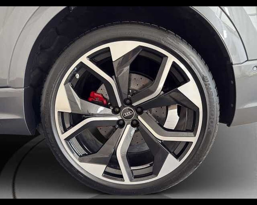 Audi RS Q8 usata a Roma (12)