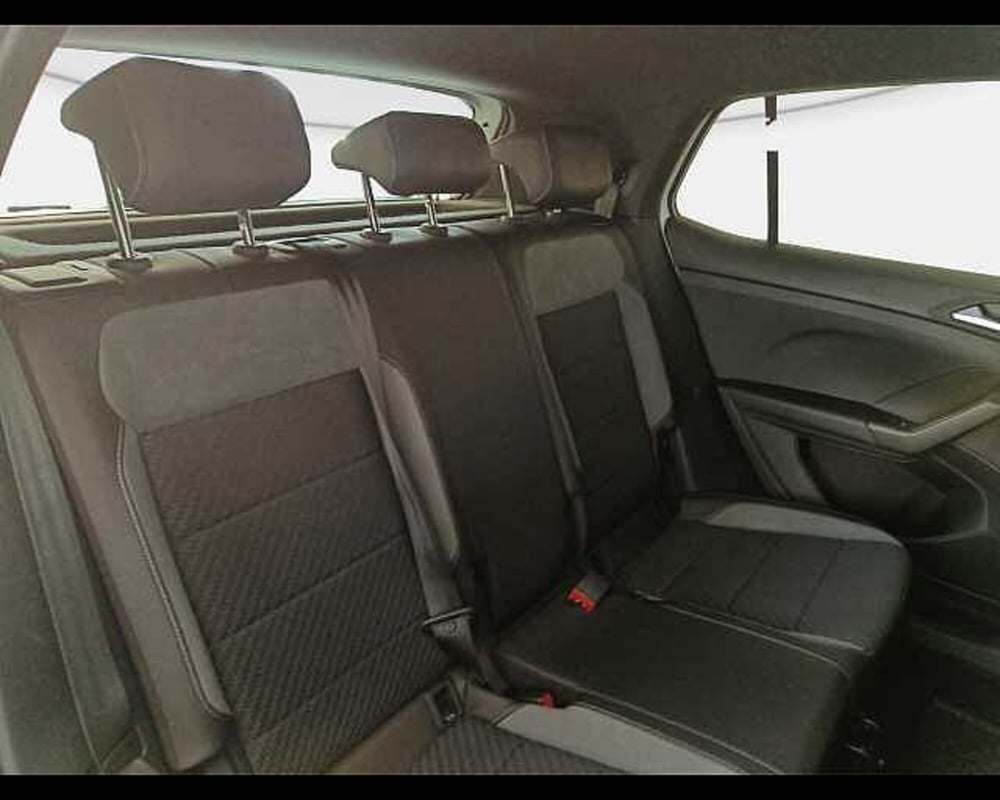 Volkswagen T-Cross usata a Roma (9)