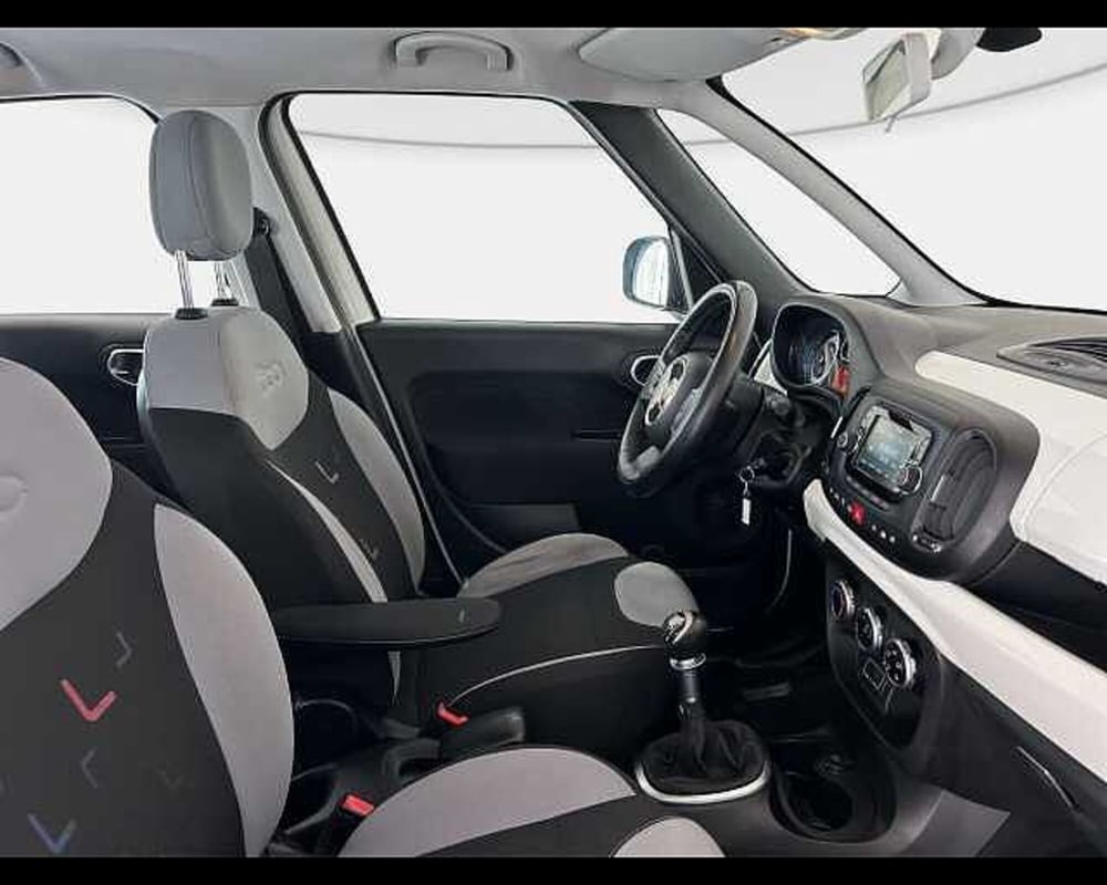 Fiat 500L Living usata a Roma (8)