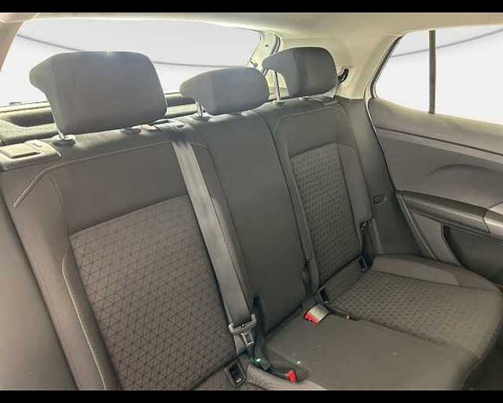 Volkswagen T-Cross usata a Roma (9)