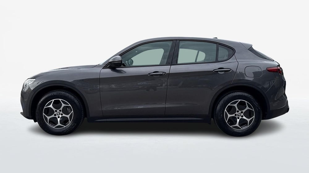 Alfa Romeo Stelvio usata a Treviso (2)