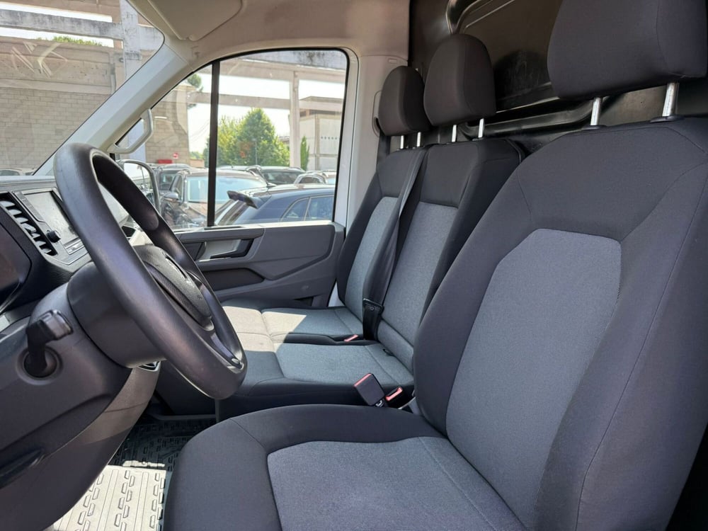 Volkswagen Veicoli Commerciali Crafter Furgone usata a Massa-Carrara (8)
