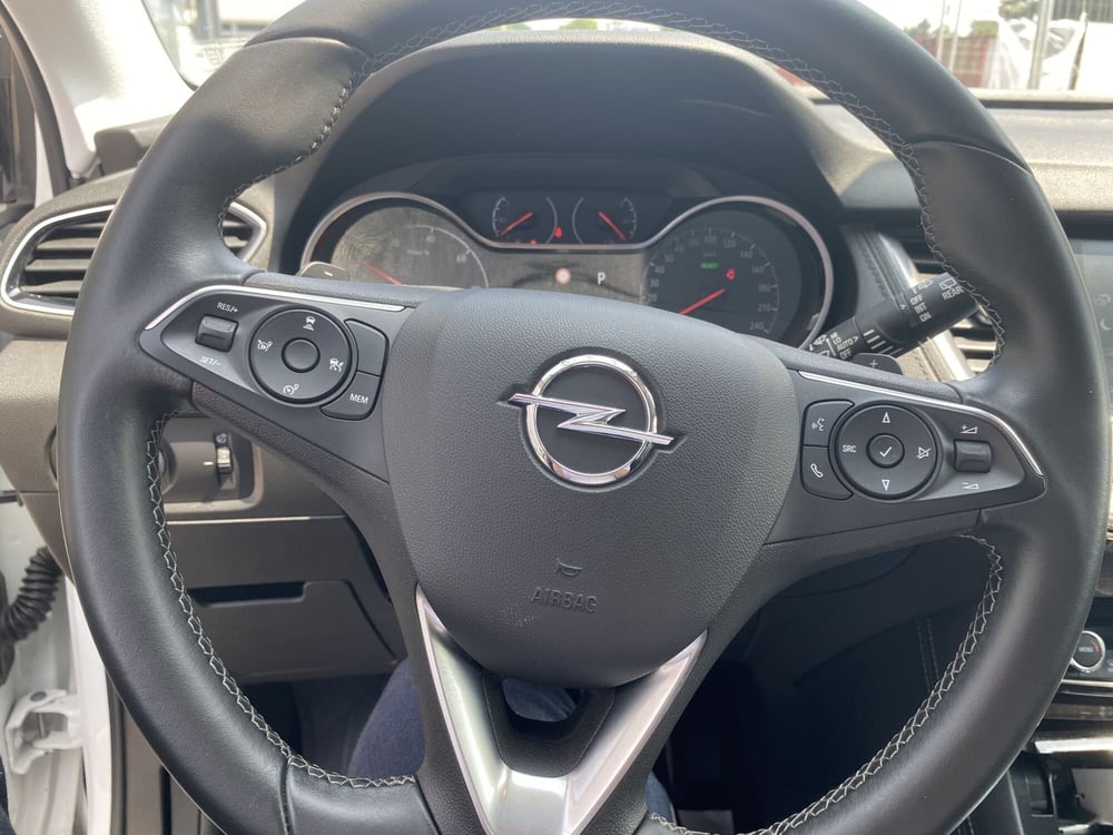 Opel Grandland X usata a Modena (9)