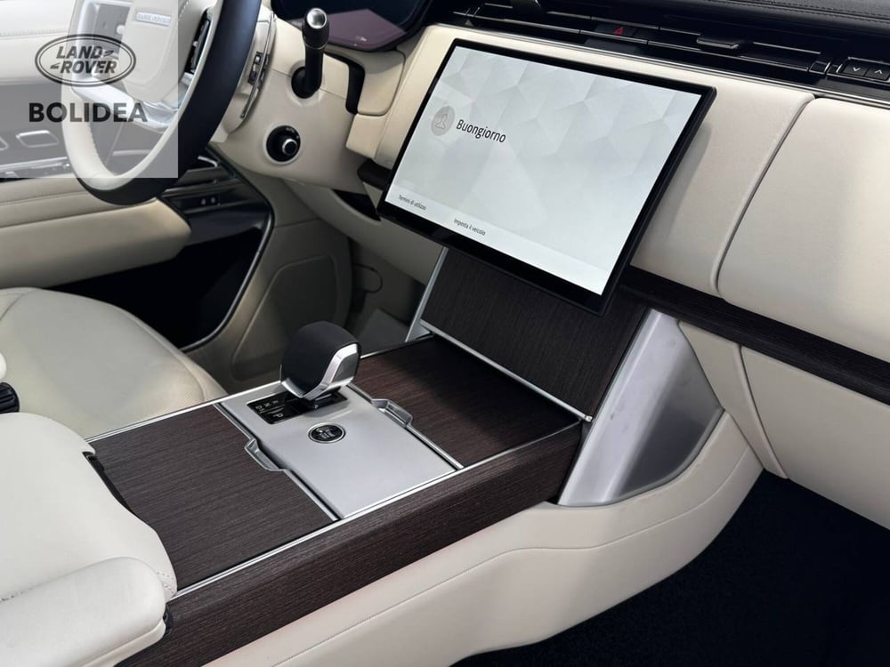Land Rover Range Rover nuova a Savona (15)