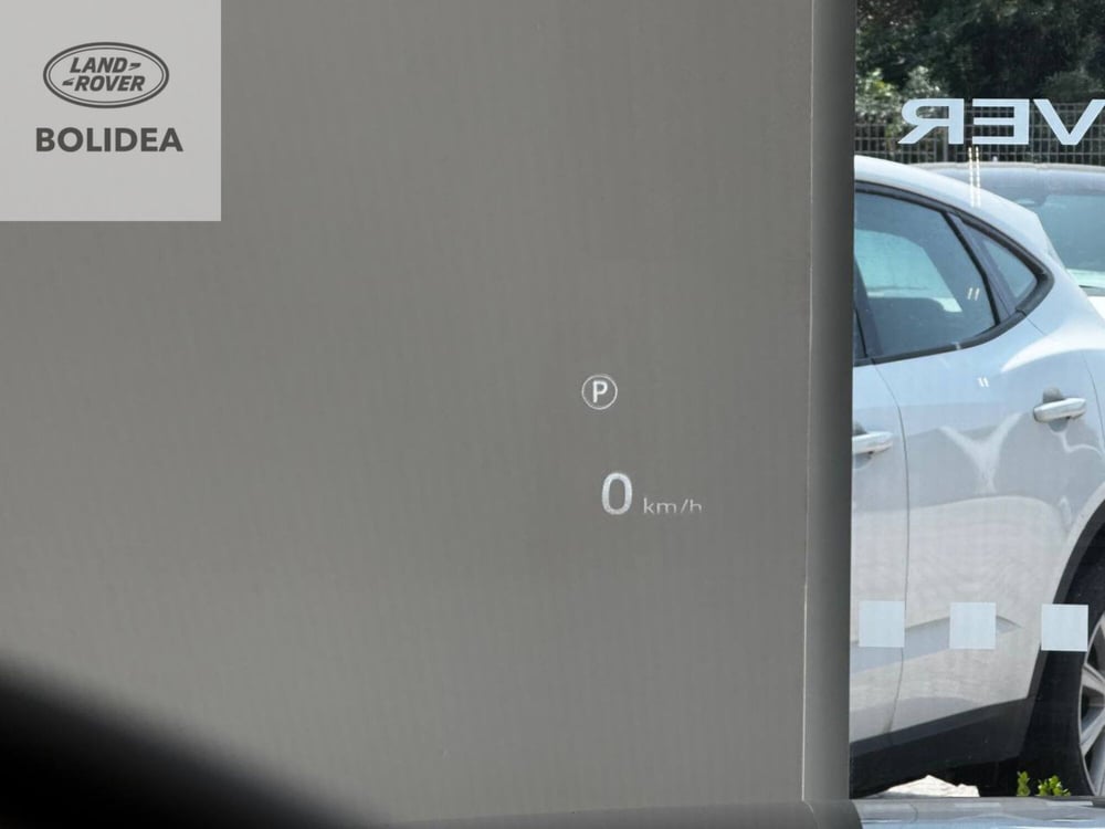 Land Rover Range Rover nuova a Savona (16)