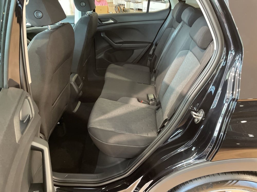 Volkswagen T-Cross nuova a Varese (10)