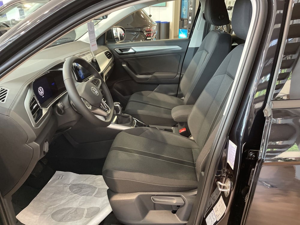Volkswagen T-Roc nuova a Varese (10)