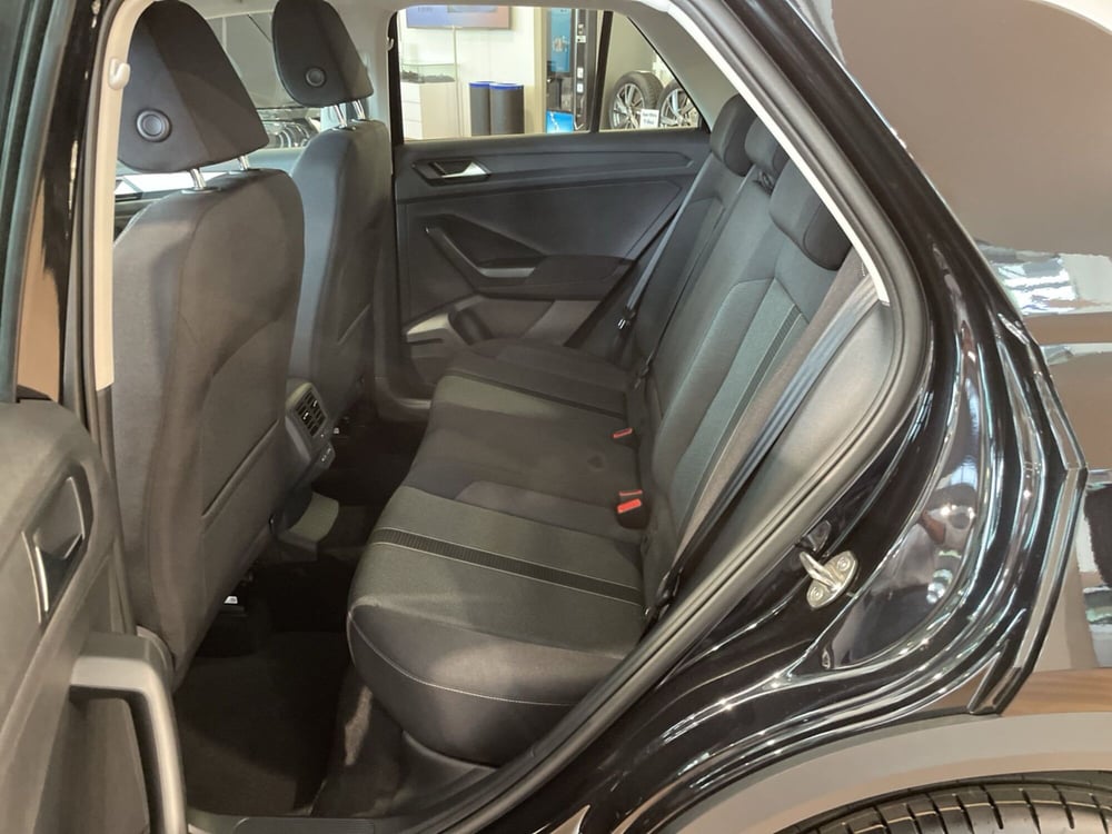 Volkswagen T-Roc nuova a Varese (11)