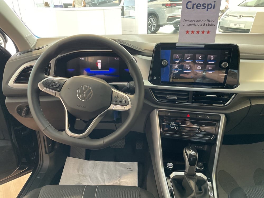 Volkswagen T-Roc nuova a Varese (14)