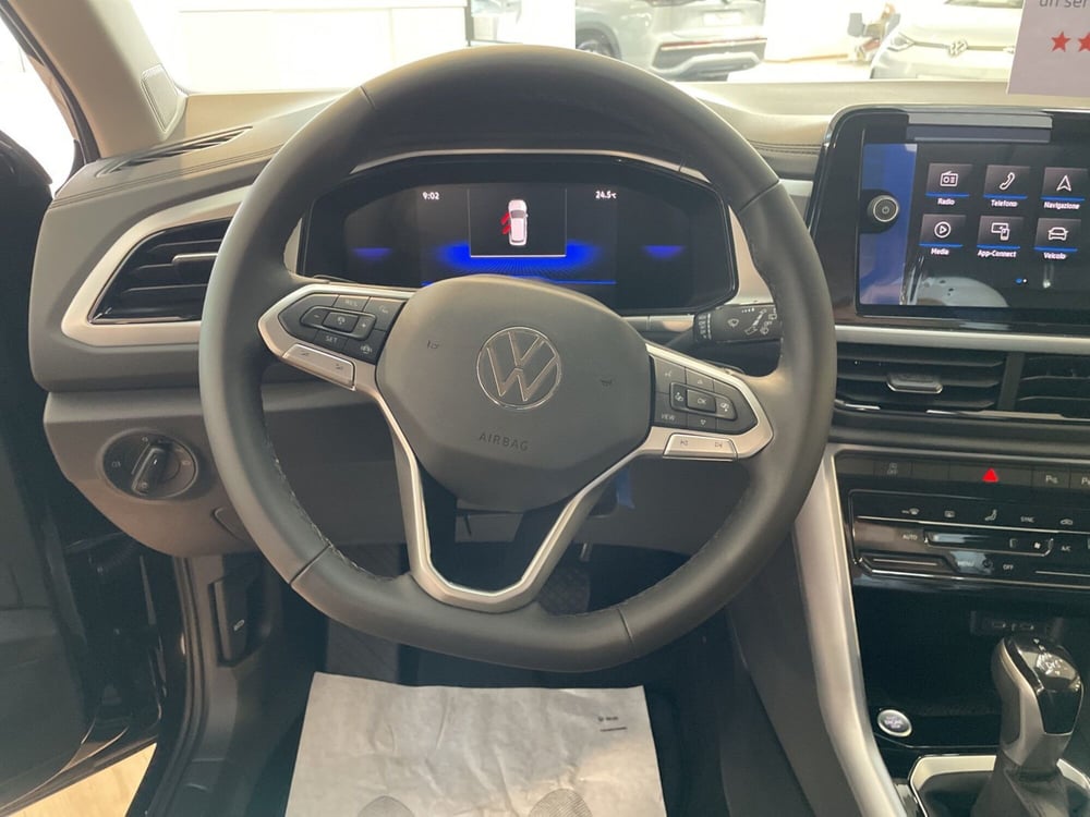 Volkswagen T-Roc nuova a Varese (15)
