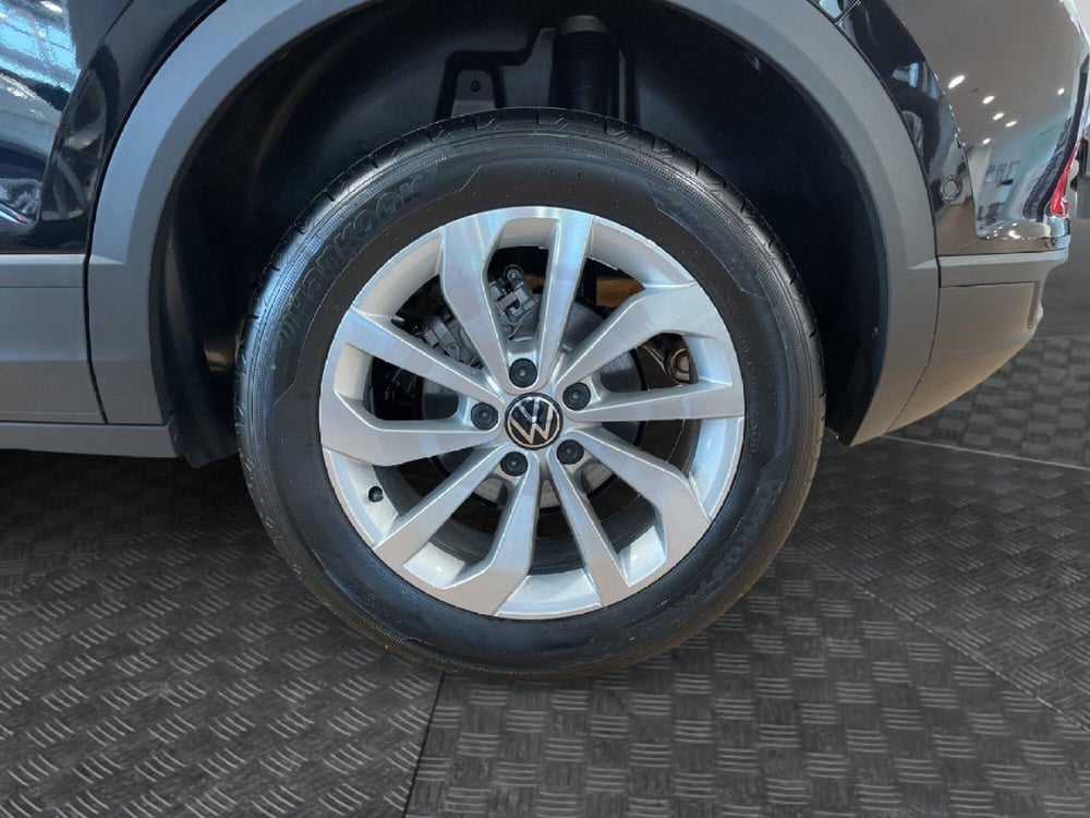 Volkswagen T-Roc nuova a Varese (7)