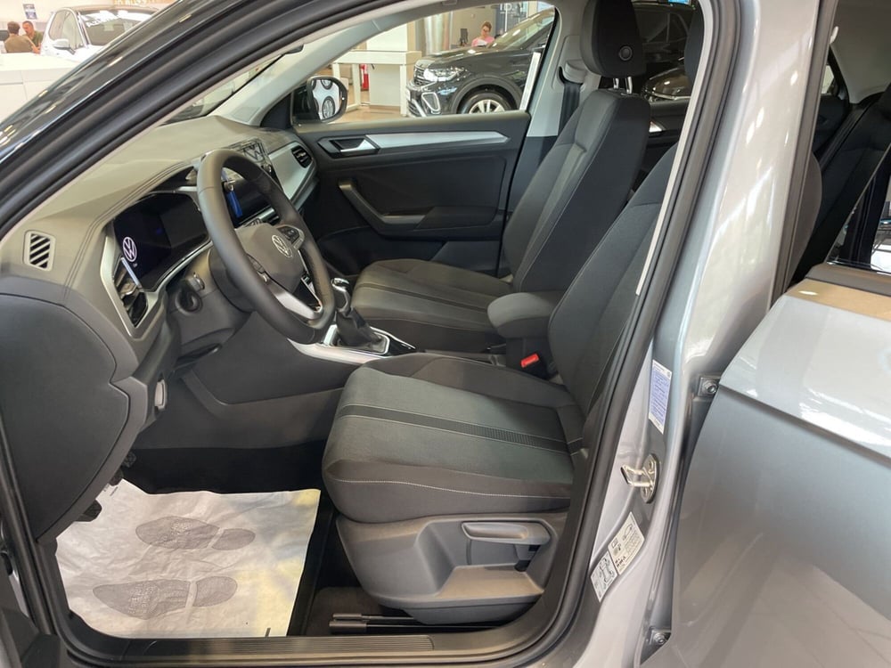 Volkswagen T-Roc nuova a Varese (11)