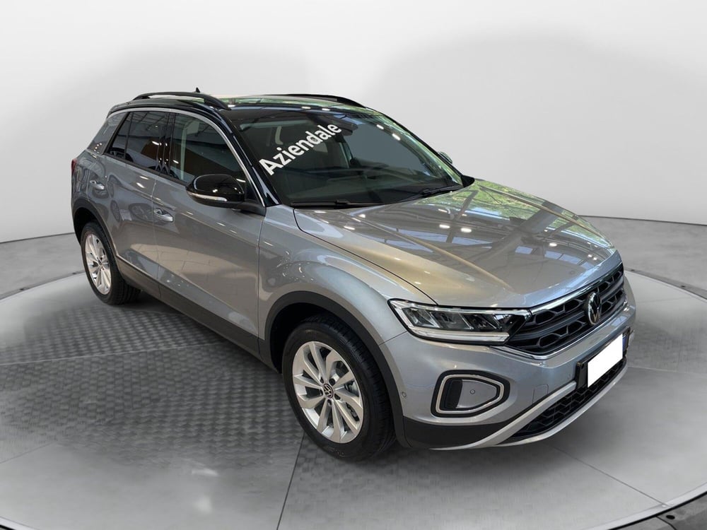 Volkswagen T-Roc nuova a Varese (3)
