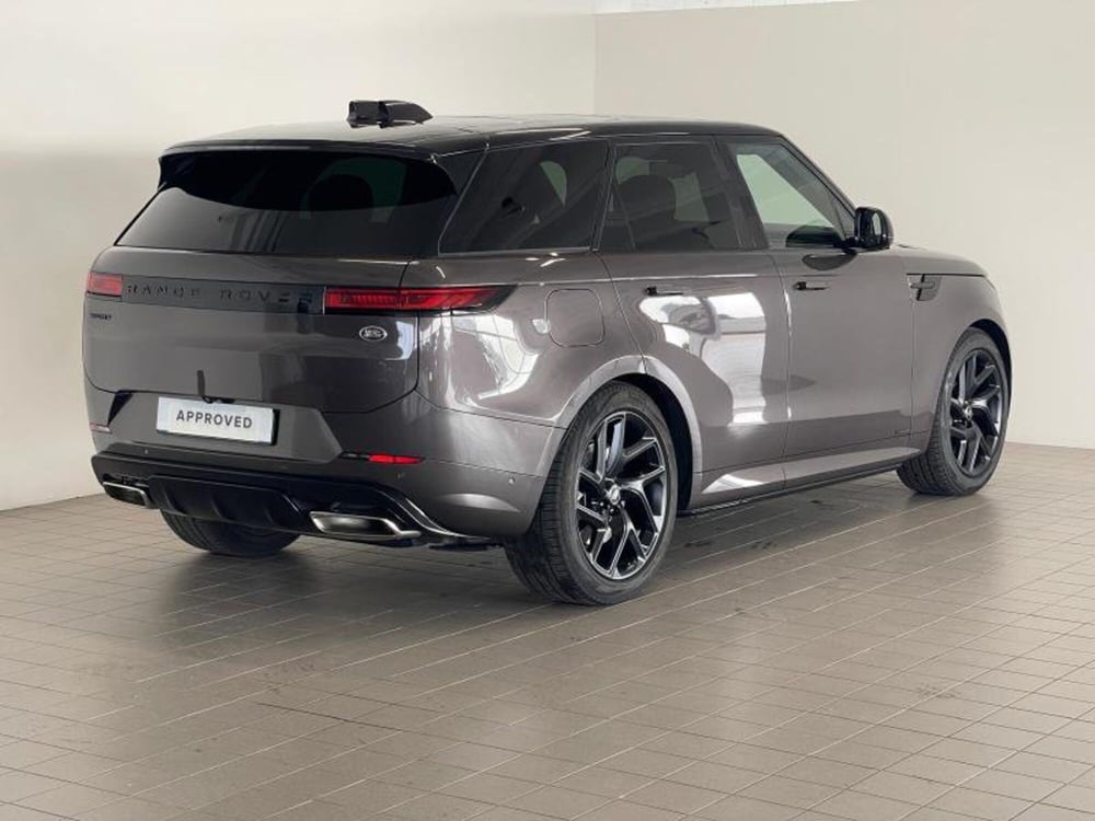 Land Rover Range Rover Sport usata a Venezia (2)