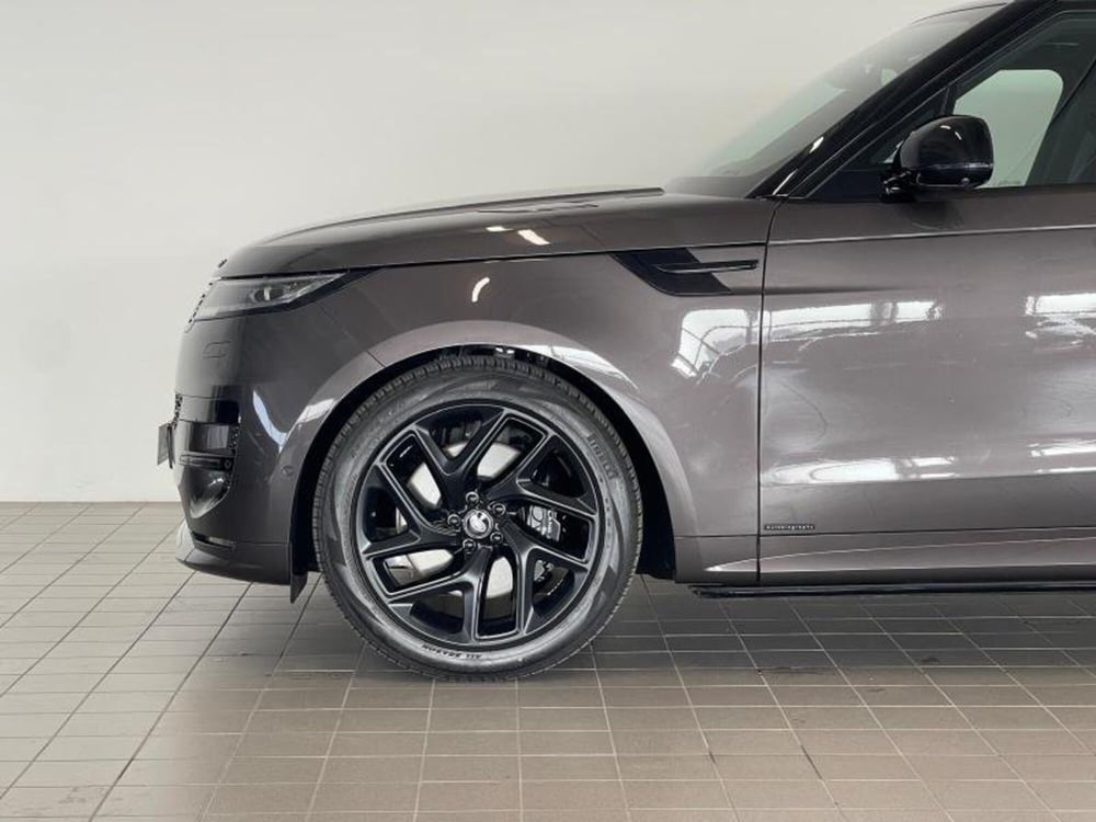 Land Rover Range Rover Sport usata a Venezia (8)