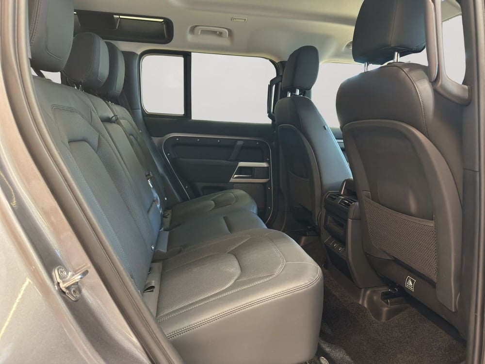 Land Rover Defender usata a Latina (5)