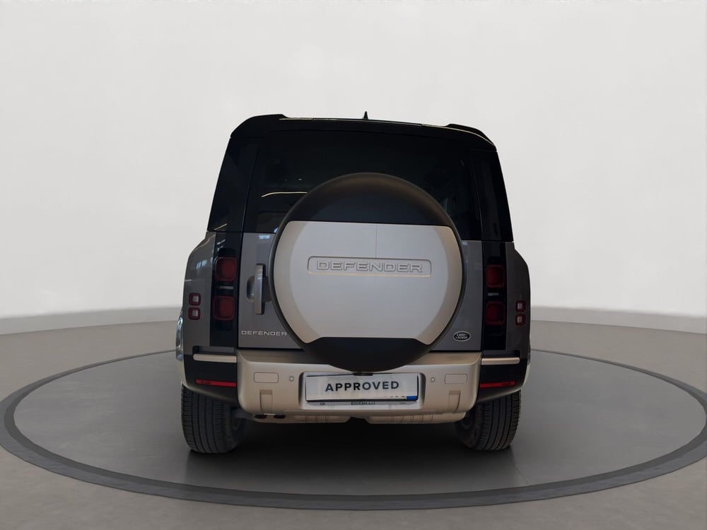 Land Rover Defender usata a Latina (7)