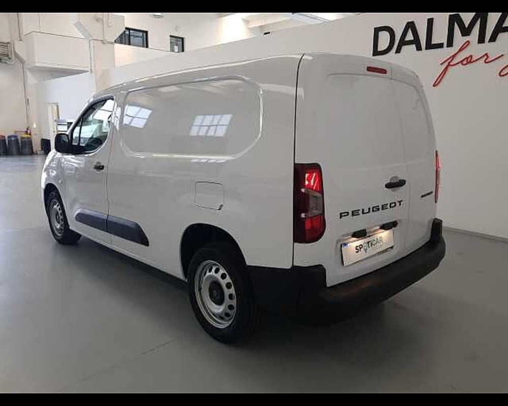 Peugeot Partner Furgone nuova a Milano (4)