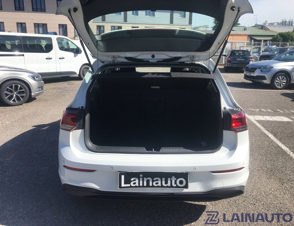Volkswagen Golf Variant usata a Milano (9)