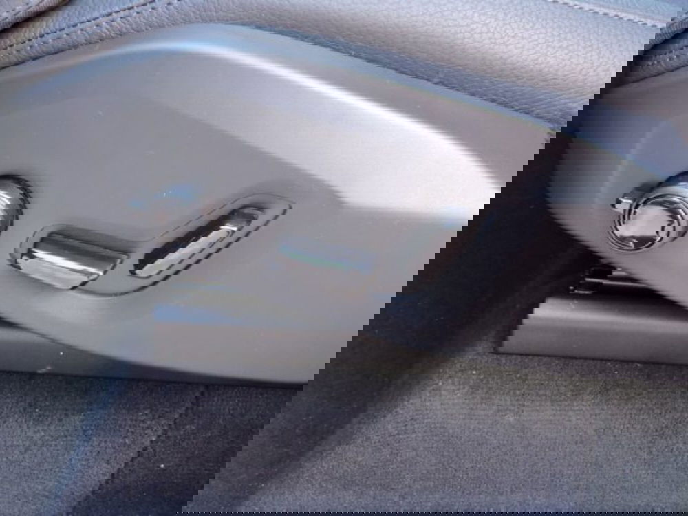 Volvo XC90 nuova a Firenze (14)